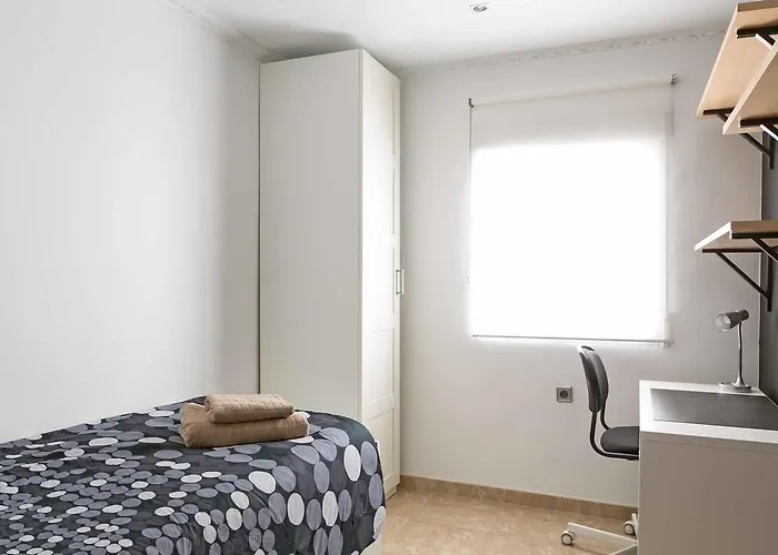 Attic バレンシア